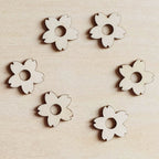 Lot de 6 pampilles à customiser FLEUR 5 PÉTALES DÉCOUPÉS en bois éco-responsable, fabriqué en France