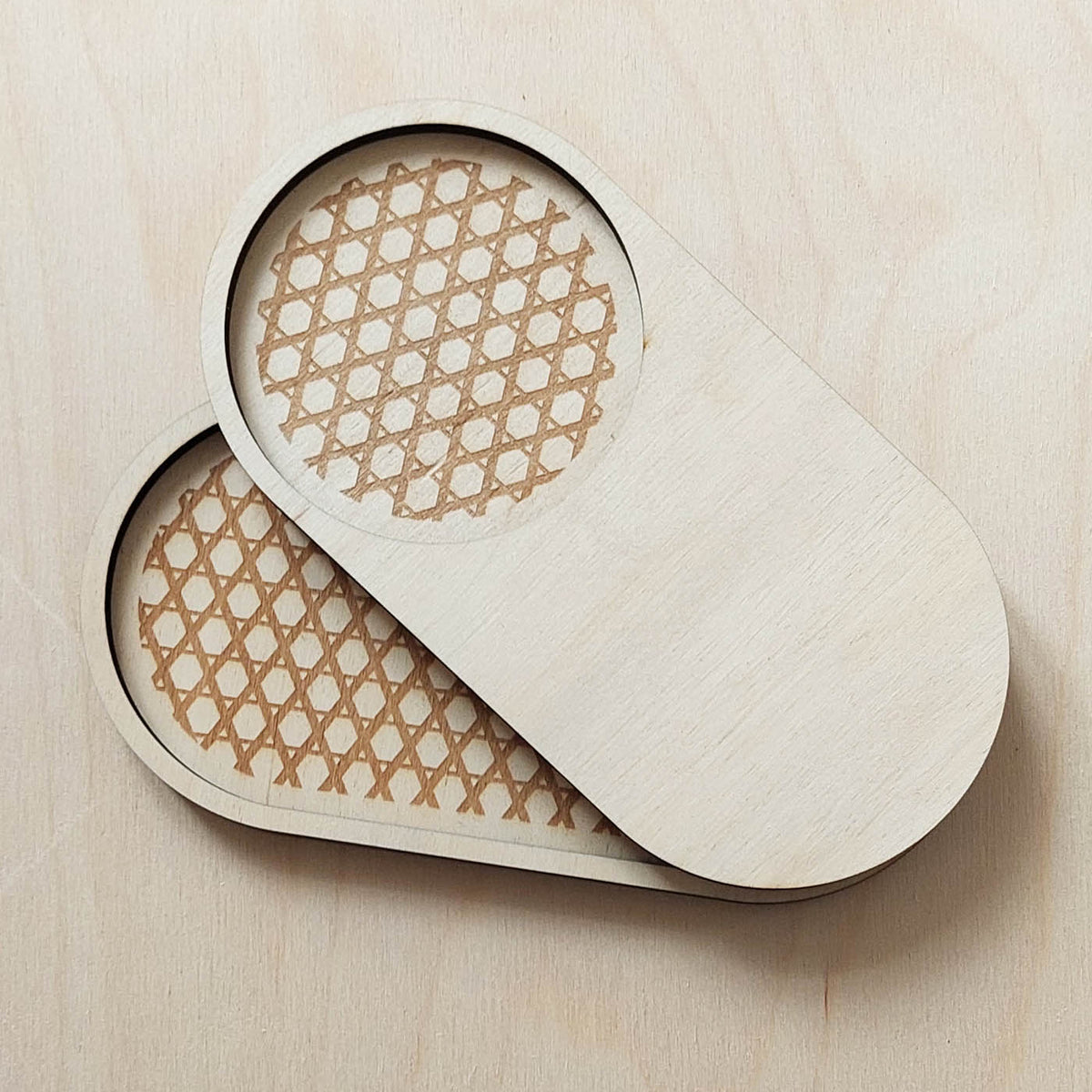 2 plateaux vide poches ovales en bois gravé pour bijoux et accessoires