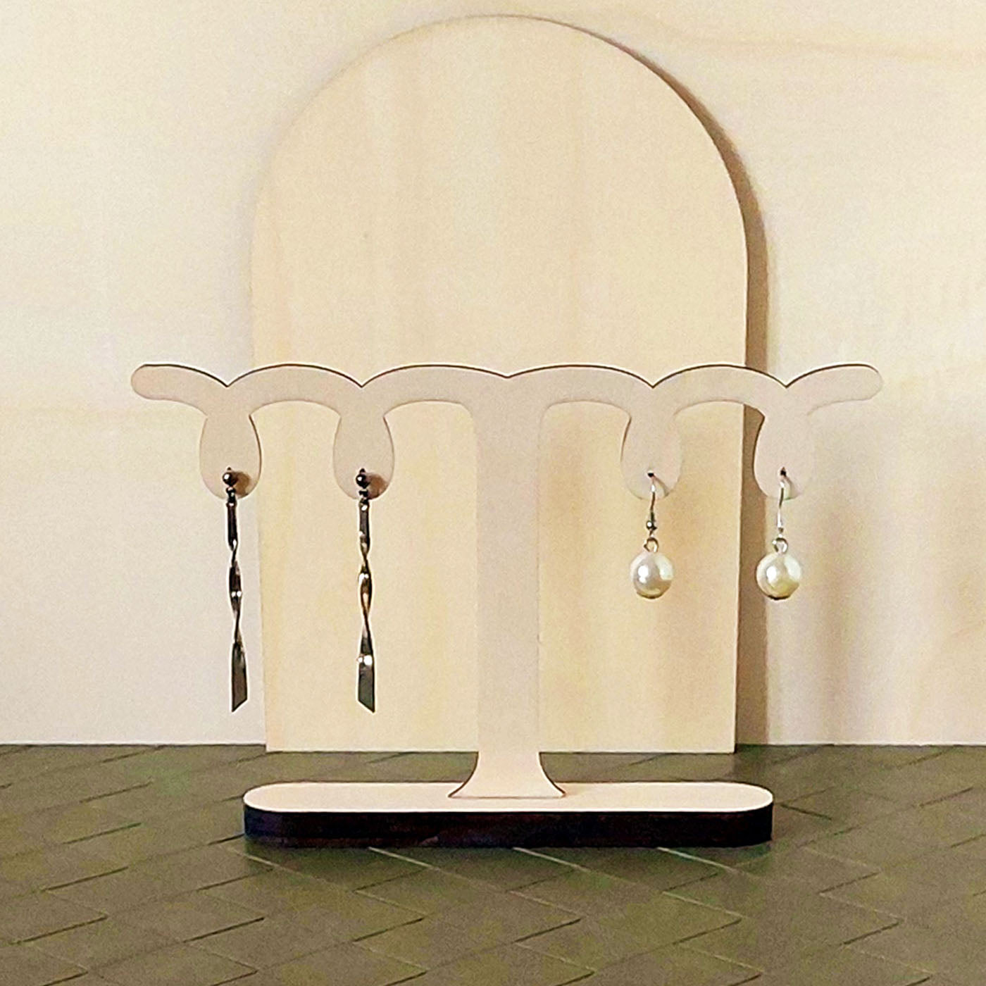 présentoir porte boucles d'oreilles pour deux paires avec bijoux