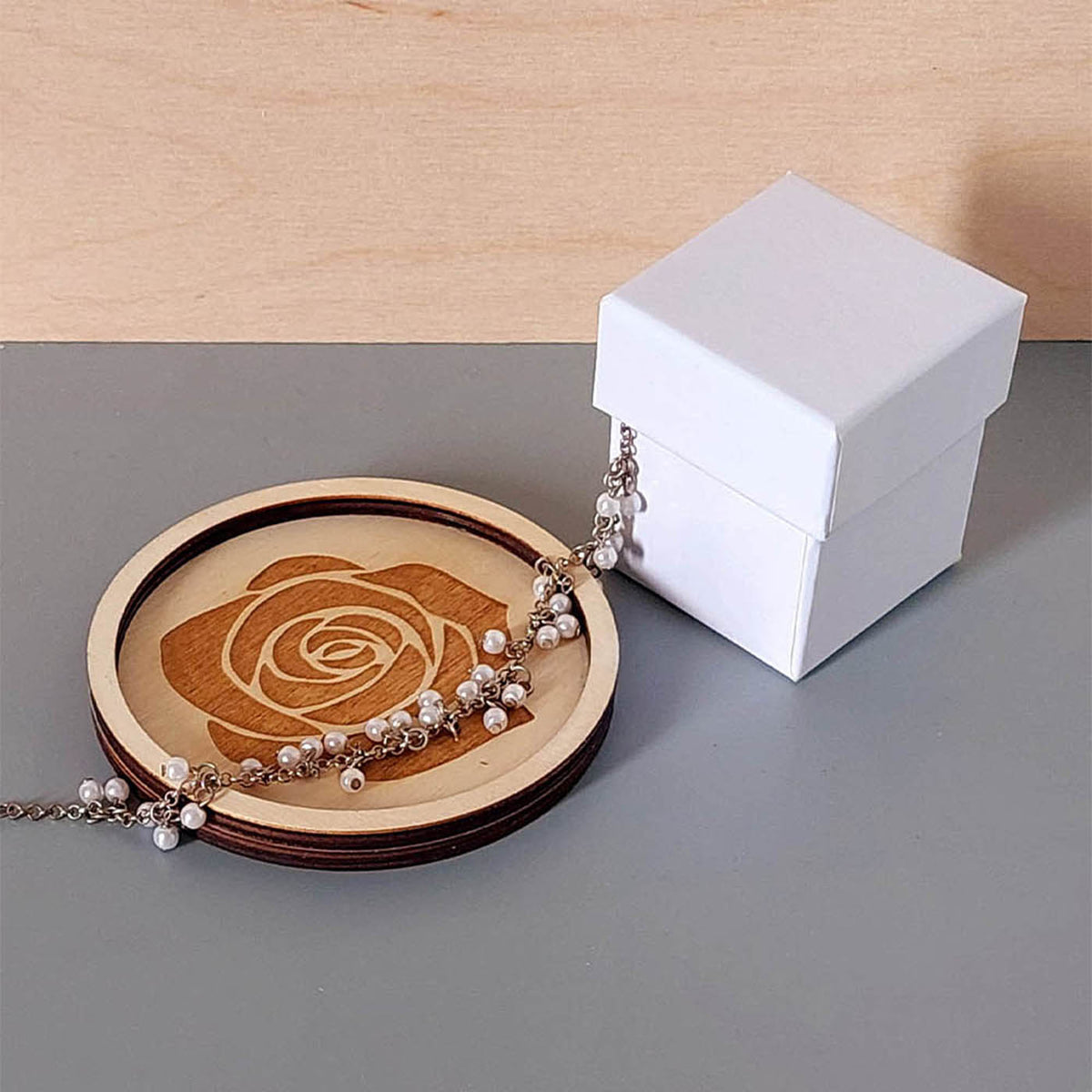 Plateau vide-poche bijoux et accessoires BOUDOIR R ROSE rond en bois éco-responsable, fabriqué en France