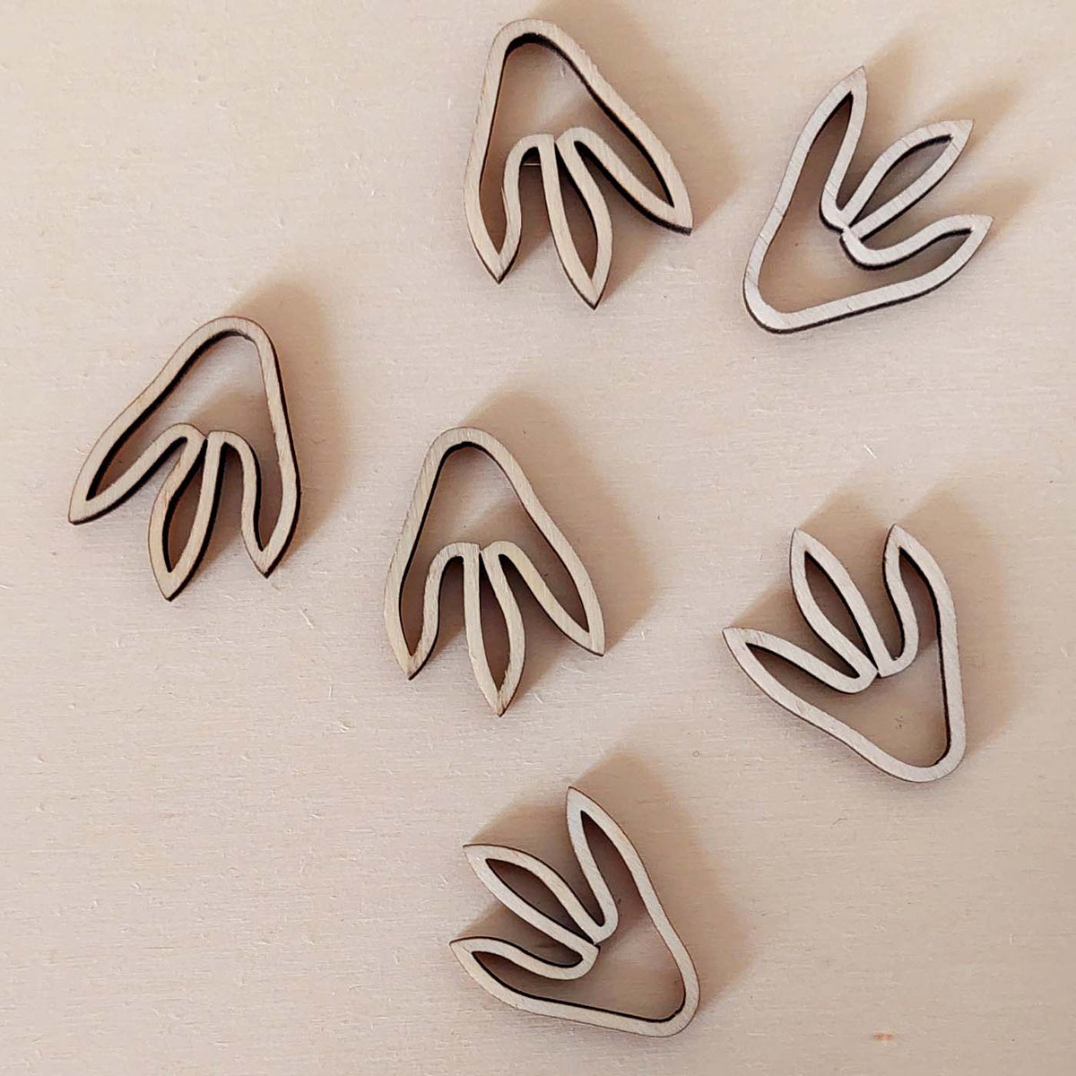 Lot de 6 pampilles à customiser EMPREINTE DINO en bois éco-responsable, fabriqué en France