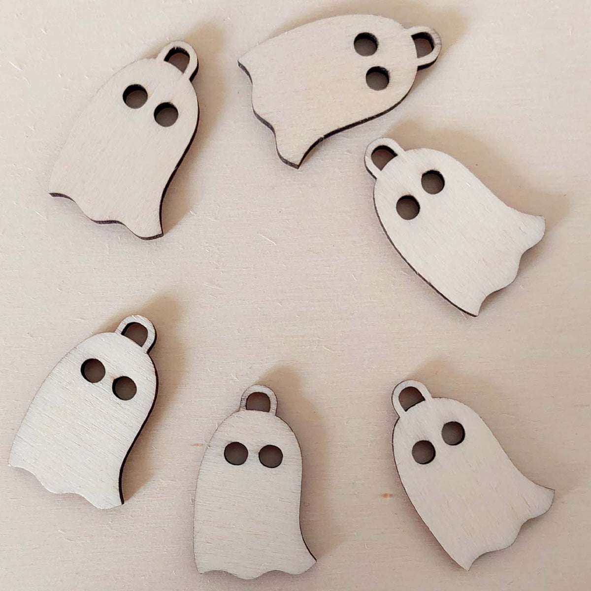 Lot de 6 pampilles à customiser FANTOME en bois éco-responsable, fabriqué en France