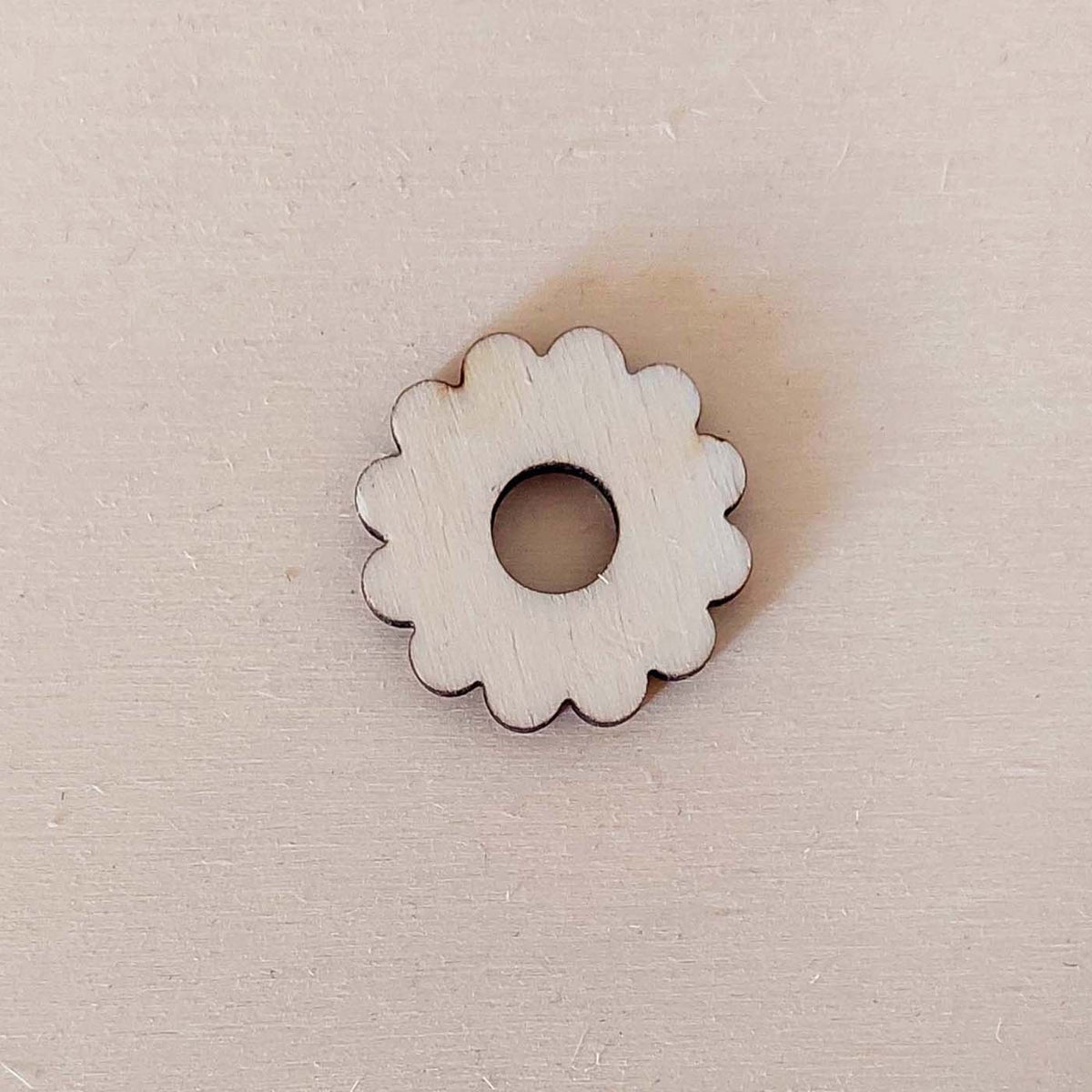 Lot de 6 pampilles à customiser FLEUR 3 RANGS en bois éco-responsable, fabriqué en France