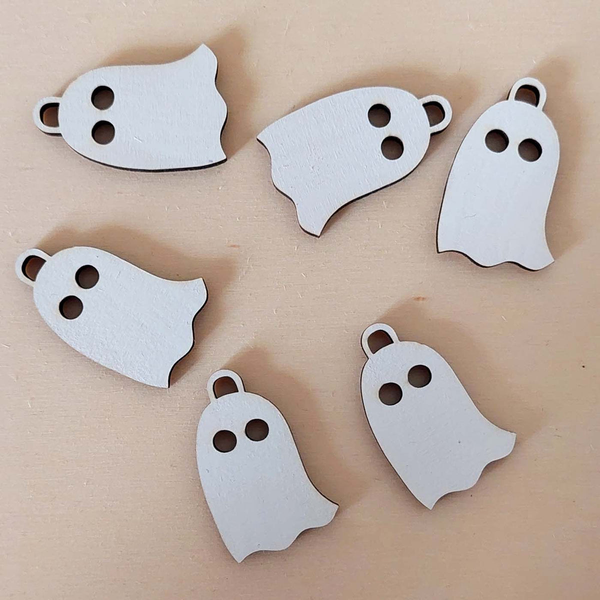 Lot de 6 pampilles à customiser FANTOME BLANC en bois éco-responsable, fabriqué en France