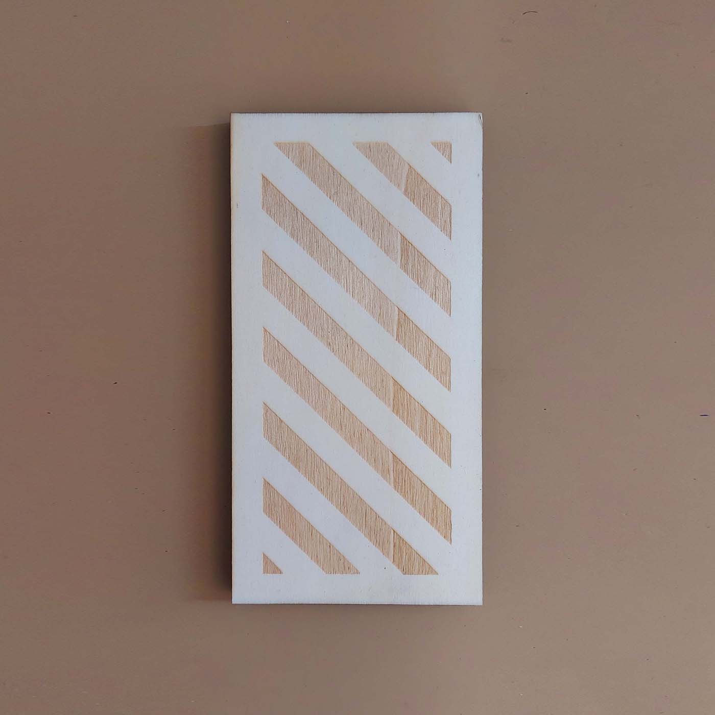 plateau rectangle de présentation en bois gravé pour bijoux et accessoires DIABOLO