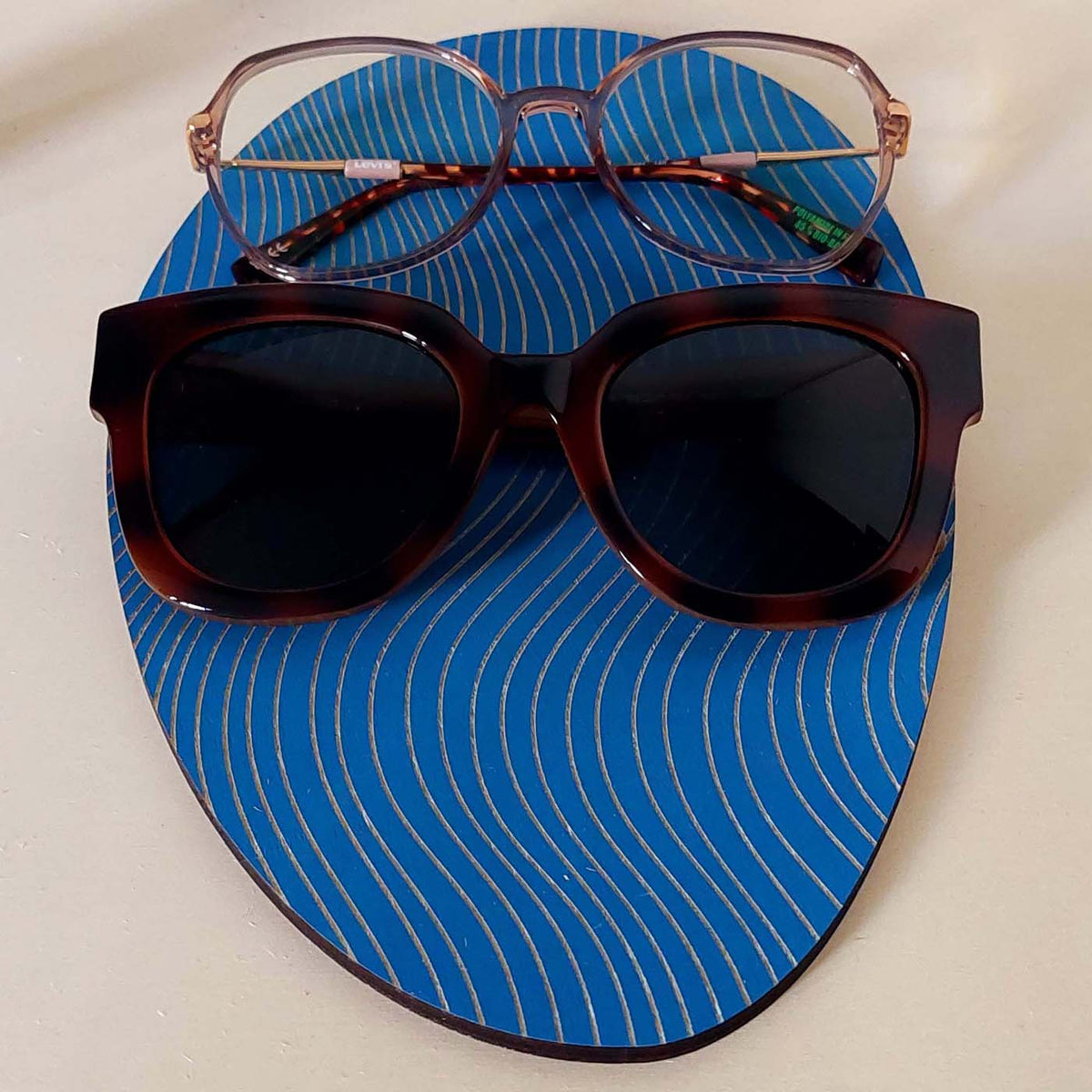 Plateau bijoux et accessoires ZEN L BLEU INTENSE en bois éco-responsable, fabriqué en France