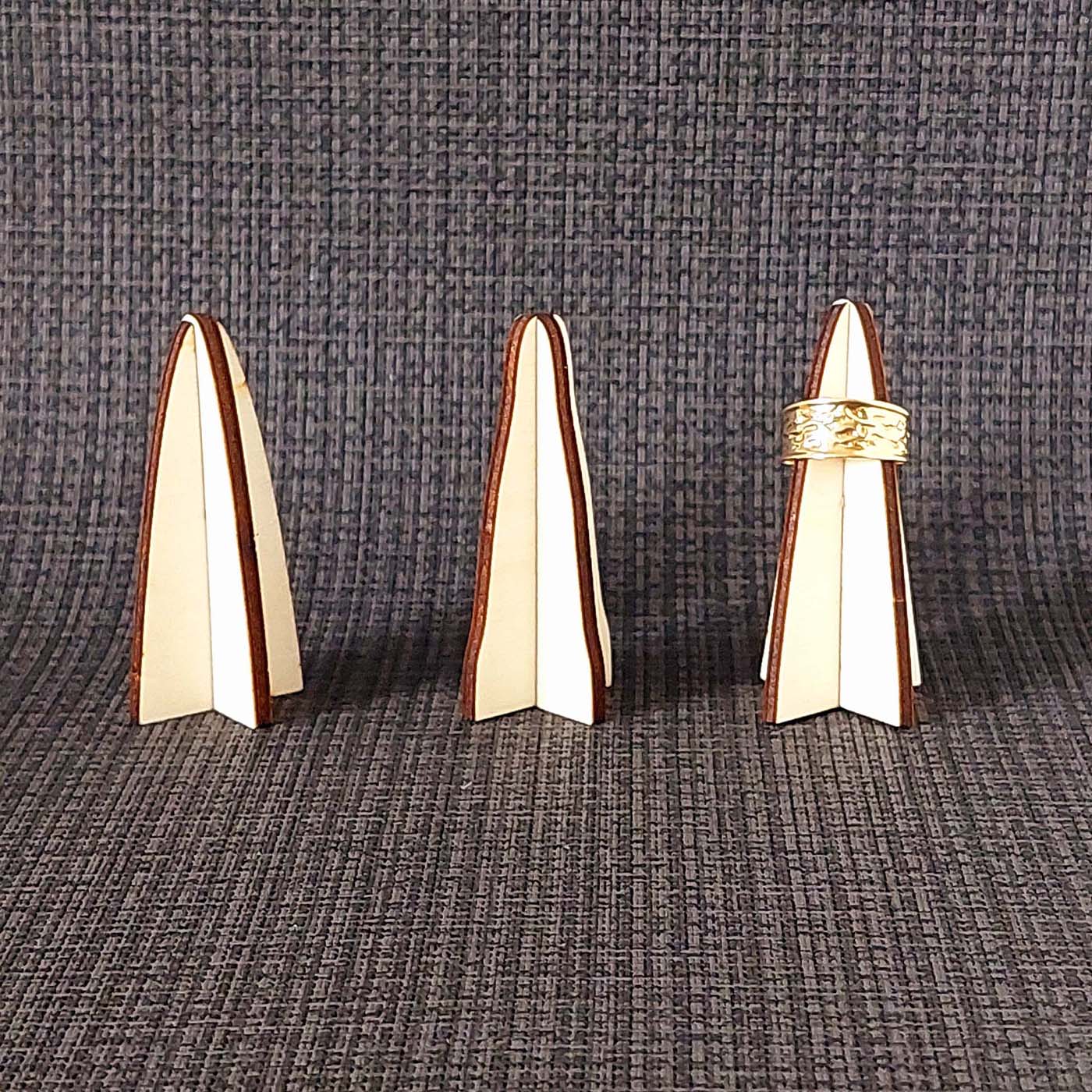 3 présentoirs à bagues en bois made in France